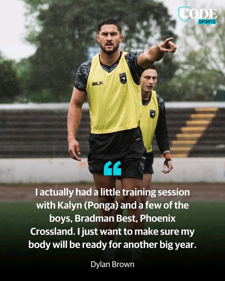 The wages of Brown and Kalyn Ponga make up almost a quarter of the Knights’ salary cap, so Knights fans will be happy to hear the connection is already blooming 🔥.