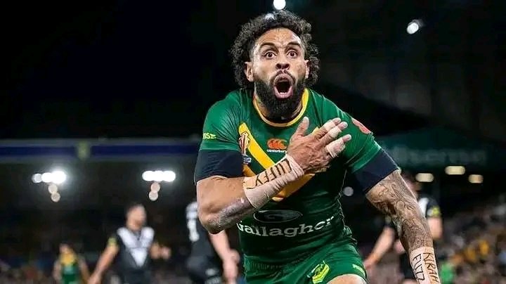 💥🔥 HE’S BACK IN GREEN & GOLD! 🦊🇦🇺 The Foxx flies again — Josh Addo-Carr has officially been named to START on the wing for Australia in the upcoming Test series! 🙌 After months of critics and setbacks, the speedster has silenced the doubters with his trademark pace, pride, and power. 💚💛 A true redemption story — from the grind back to glory, Addo-Carr’s resurgence proves class is permanent. The Kangaroos just got their spark back — and the fans are loving it! ⚡🏉