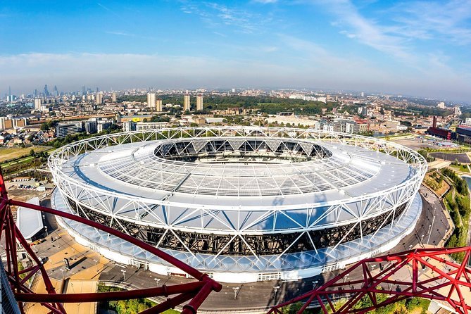 A new era is rising in East London! West Ham United has officially announced a massive £350 million renovation project for the iconic London Stadium