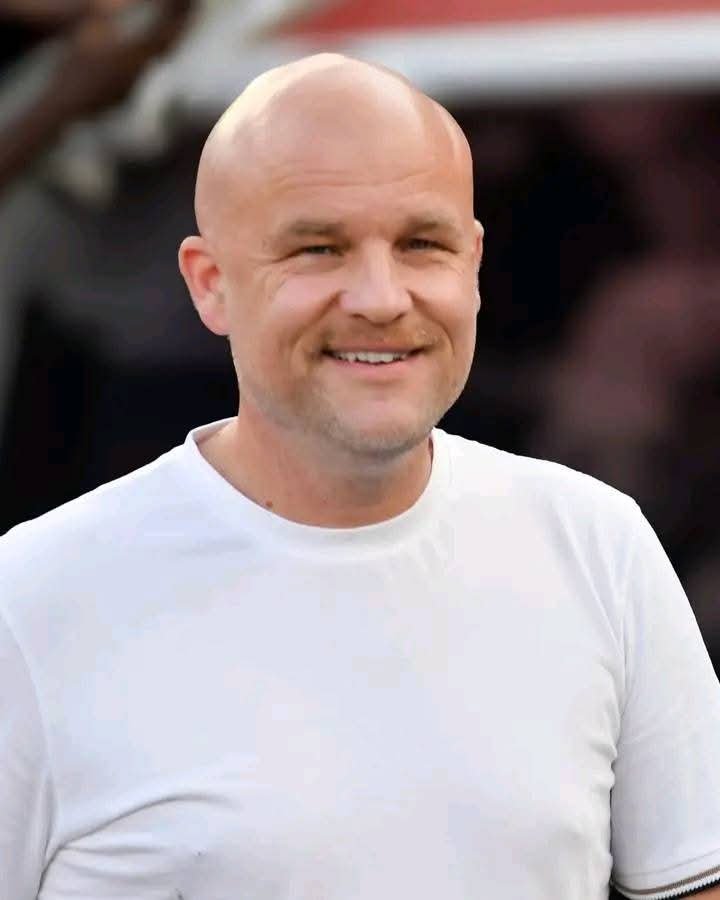 Borussia Mönchengladbach präsentiert neuen Sportchef – Rouven Schröder übernimmt das Ruder!