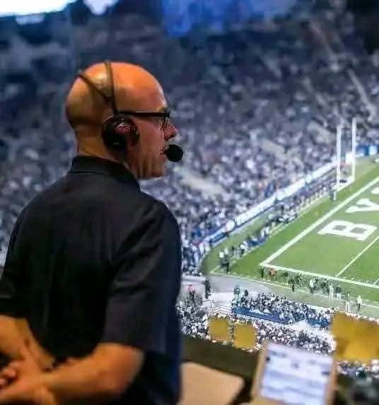 The Voice That Became the Heartbeat of Cougar Nation Greg Wrubell’s Journey from the Booth to Immortality After Decades of Passion, the Crown Finally Finds Its King BYU’s Legendary Broadcaster Named World’s Best Play-by-Play Voice His Words Turned Victories into Legends and Losses into Lessons A Career Defined by Emotion, Precision, and Unmatched Devotion From Provo to the World — The Sound That Every Fan Knows Cougar Nation Celebrates the Man Behind the Microphone An Honor Years in the Making, Etched in Golden Echoes of BYU History Greg Wrubell: The Voice That Will Never Fade
