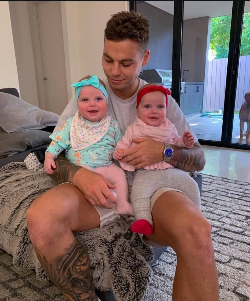 π₯πΆ DOUBLE DELIGHT SHOCK! AFL Superstar Jamie Elliott and His Wife Stun Fans as They Welcome Beautiful Twins Into the World β A New Legacy for Collingwoodβs Champion! π€βͺ..Full Story: