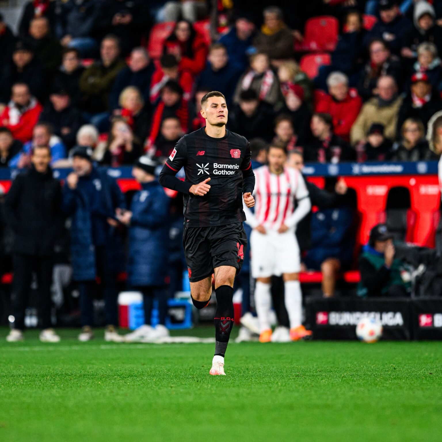 Patrik Schick ist zurück und sorgt gleich für Aufsehen! 💪💪🇨🇿 In der 81. Minute trifft er zum 2:0 für Bayer Leverkusen gegen den SC Freiburg.