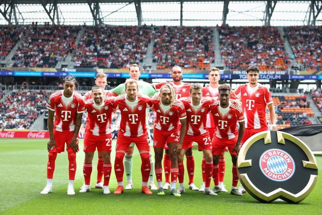 DEUTSCHLAND IM TOTALEN SCHOCK! 😱 Die FIFA sorgt mit einem historischen Urteil für ein Beben im Weltfußball: Der DFB muss die Bundesliga-Krone an den FC Bayern München übergeben!