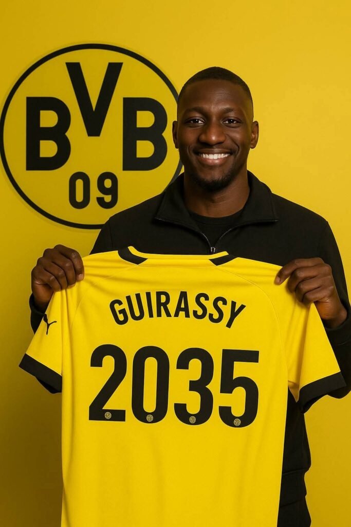 TRANSFER-BOMBE! 🚨 Serhou Guirassy bleibt beim BVB! Der Top-Stürmer hat seinen Vertrag sensationell bis 2035 verlängert. Borussia Dortmund setzt damit ein starkes Zeichen für die Zukunft und bindet einen der torgefährlichsten Angreifer der Bundesliga langfristig an den Verein. Guirassy, der in dieser Saison bereits zahlreiche Treffer erzielt hat, soll auch in den kommenden Jahren eine Schlüsselrolle im Angriff der Schwarz-Gelben spielen. Die Fans feiern diese Nachricht begeistert!