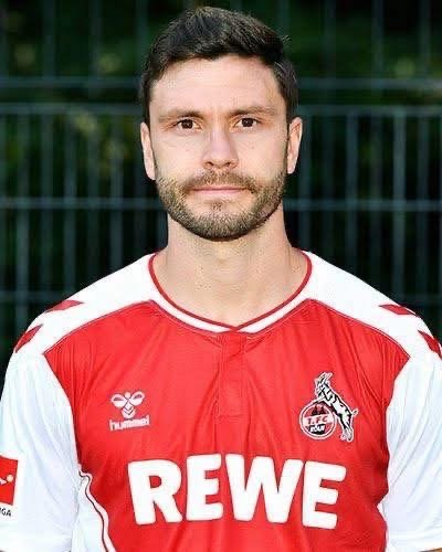 TOLLE NACHRICHTEN: Die Fans des 1. FC Köln haben allen Grund zu feiern – Vereinslegende Jonas Hector kehrt offiziell zurück, diesmal nicht als Spieler, sondern als Teil des Trainerstabs!!! 👇🏿