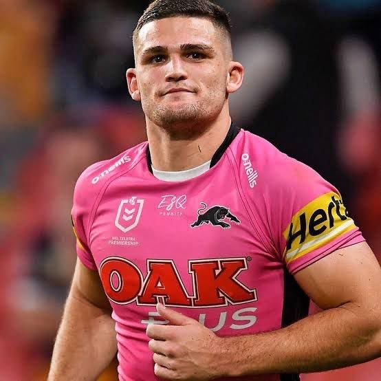 Es ist vorbei: Bei den Penrith Panthers in der National Rugby League hat der aktuelle Starspieler Nathan Cleary unerwartet ein formelles Rücktrittsschreiben an das Club-Management eingereicht und damit einen dramatischen Wendepunkt in der jüngsten Geschichte des Teams ausgelöst …