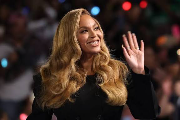 Breaking Dawn: Beyoncé Joins Elite Club of Black Billionaires, Making History
